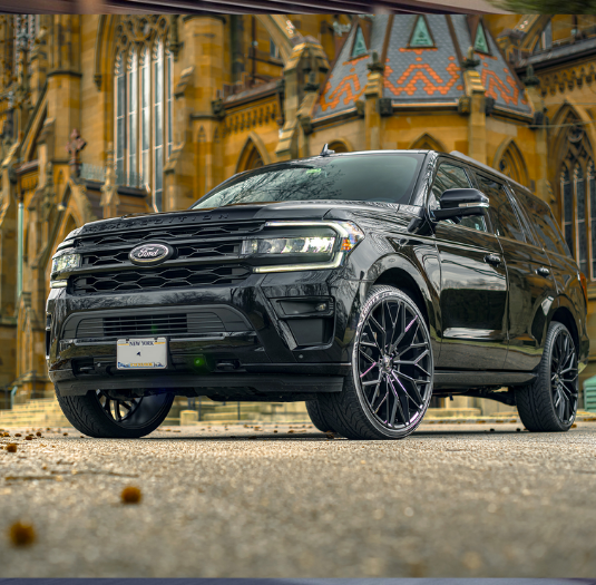 Ford-Expedition-rental-Toronto